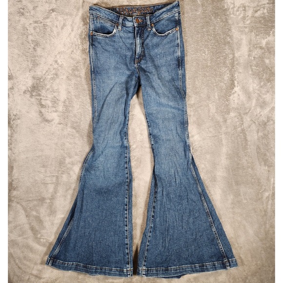 Wrangler Jeans Women's 29X33 Blue High Rise Retro Flare Bell Bottom Cowgirl - Picture 1 of 15